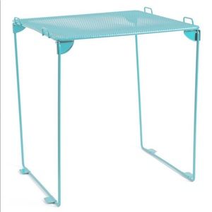 2 locker storage shelf’s